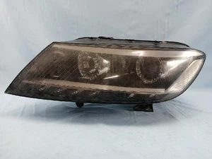 2013 Volkswagen Phaeton Left Xenon Headlight - Picture 1 of 8