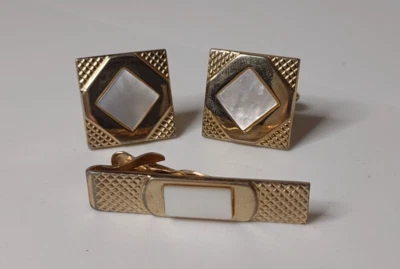 Juego de gemelos y clips de corbata vintage tono dorado y madreperla Swank Foto 1 de 4
