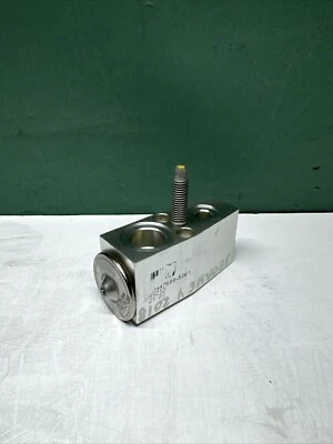 Оригинальный расширительный клапан линии кондиционера Dodge Journey 2013–2018 годов выпуска AA447500-5061 - Изображение 1 из 4