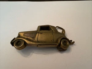 Hebilla de cinturón barón de latón macizo 1978 vintage coche antiguo Taiwán - Imagen 1 de 2