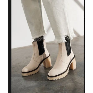 Free People Chelsea Boot Leather Chunky Heel Side Zipper Made in Spain New Bone - Picture 1 of 11