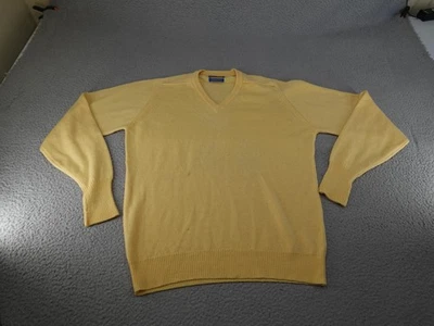 Vintage Pendleton Sweater Mens Large Yellow Lambswool Yarn V Neck USA 70s 80s - Image 1 of 4