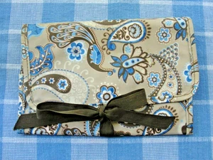 Thirty-One Tan and Blue Paisley Fold and Go Pouch - Excellant Condition - Picture 1 of 3