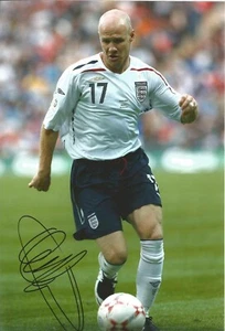 Andy Johnson's Autograph – Authentic 12x8 England Colour Photo - Picture 1 of 4