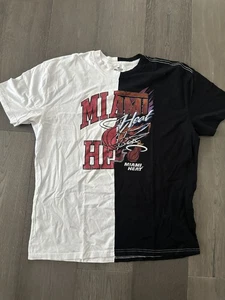 Miami Heat Shirt Men XL NBA Basketball Oversized Tee Hollister Black White Split - Picture 1 of 12