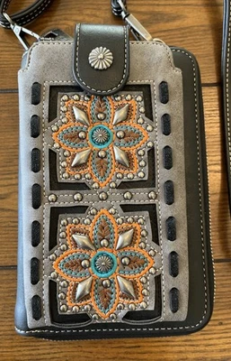 Montana West AMERICAN BLING Crossbody Phone Purse Wallet Southwestern Style - Image 1 of 4