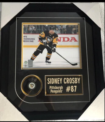 Sidney Crosby Autographed Puck Framed w/ 8x10 Photo - BRAND NEW! - Image 1 of 4