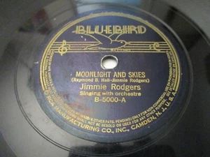 JIMMIE RODGERS - MOONLIGHT AND SKIES / ROCK ALL OUR BABIES TO SLEEP B-5000 1933 - Picture 1 of 2