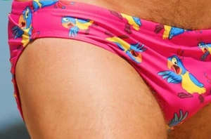 ON SALE! AUSSIEBUM Authentic "Party On" PARROT PANIC Design. A Perfect Gift too! - Picture 1 of 9