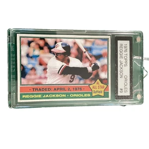1976 Topps Style Reggie Jackson Baltimore Orioles Traded 04/02/76 Black Mag Pro - Bild 1 von 9