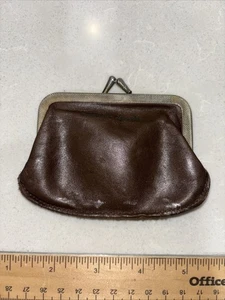 Cartera monedero vintage Kisslock cambio moneda marrón vegano imitación cuero - Imagen 1 de 11