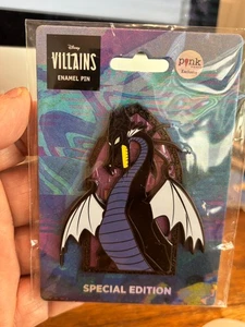 Pin Palm Pink a la Mode Disney Good v. Evil - Dragón Maléfica LE150 - Imagen 1 de 1