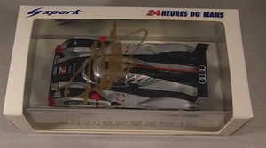 AUDI R18 TDI #2 signed by André Lotterer WINNER 24H LE MANS 2011 SPARK 1:43 - Imagen 1 de 6