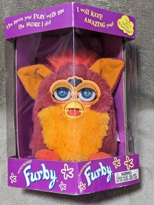 New in Box 1999  Rooster Furby Red/Orange 70-800 Blue Eyes Tiger Elect. Sealed - Picture 1 of 9