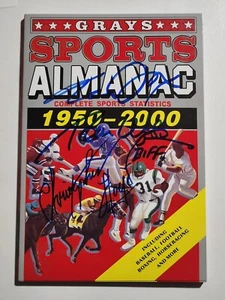 MICHAEL J FOX C. LLOYD TOM WILSON FIRMADO BACK TO THE FUTURE GRISES ALMANAC - Imagen 1 de 2