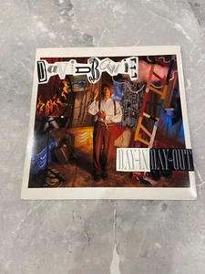 David Bowie Day-In Day-Out Translucent Red 7" Vinyl Numbered 1987 Box Set Single - Picture 1 of 4