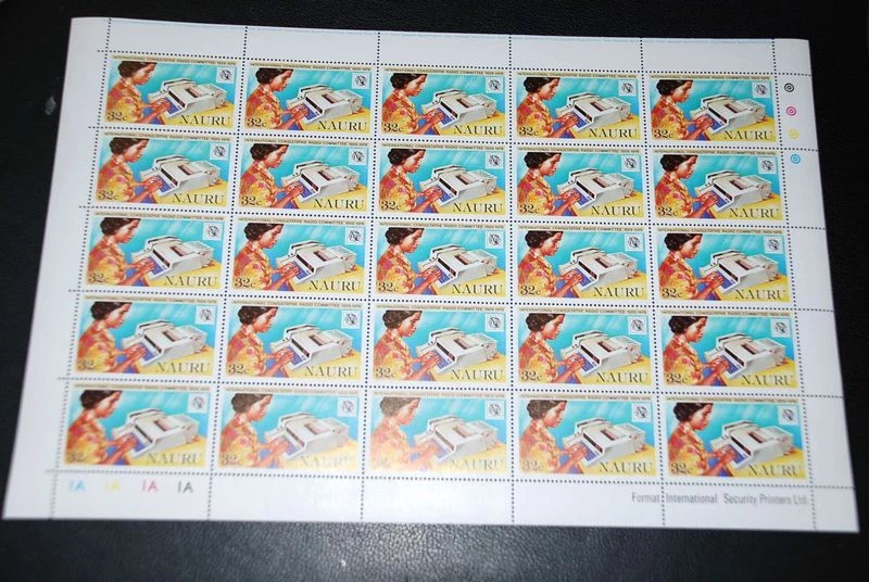 MÁQUINA TELEX NAURU, MNH Hoja Completa de 25 Sc 199 Foto 1 de 2