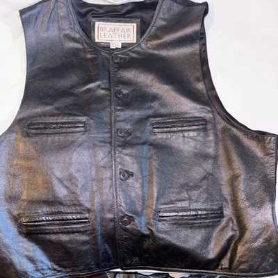 Chaleco de cuero negro estampado Braefair para hombre XL botón bolsillo frontal cintura ajustada Foto 1 de 4