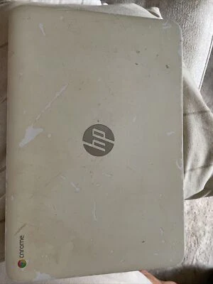 HP Chromebook - Image 1 of 4