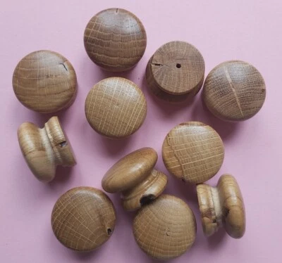x10 DEFECT OAK Solid Wood Wooden KNOBS lacquered 40mm handle drawer furniture - Image 1 of 4