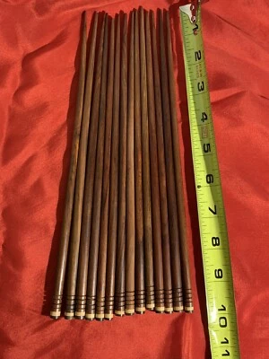 Juego de 7 pares de palillos japoneses de madera natural Foto 1 de 3