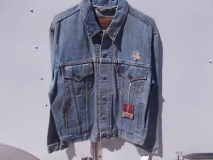 NOS Distressed Look Levi Levis Denim Slim Trucker Ranch Jacket   Sz M.   a1 - Picture 1 of 8