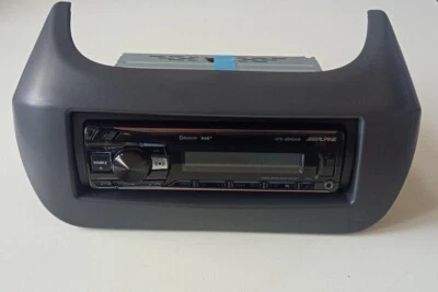 Autoradio Alpine DAB per Fiat Fiorino , Vivavoce , Bluetooth , USB MP3 - Immagine 1 di 4