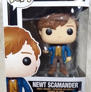 FUNKO POP! HARRY POTTER FANTASTIC BEASTS NEWT SCAMANDER WITH EGG #02 NIB - Picture 1 of 18