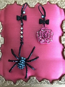Betsey Johnson 50th 50 Anniversary Pink Rose Blue Spider Mismatch Earrings RARE - Picture 1 of 3