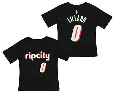 Camiseta Outerstuff NBA Niños Portland Trail Blazers Damian Lillard Essential Mixtape Foto 1 de 3