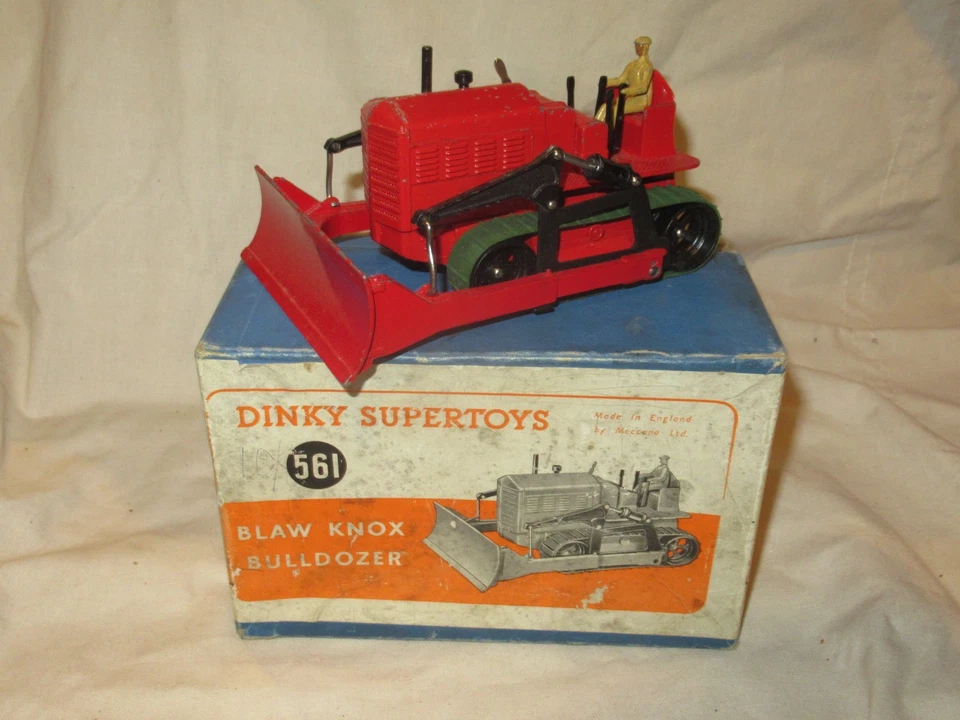 Dinky Supertoys 561 Blaw Knox Bulldozer early release vey clean in original box - Image 1 of 4