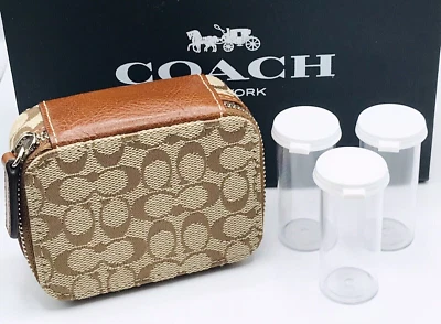 Estuche de viaje COACH caqui/camel firma lona cuero triple pastillero  Foto 1 de 4