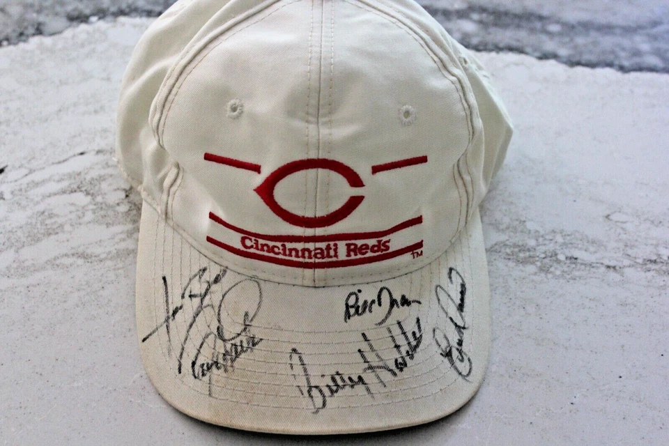 VINTAGE 1990 CINCINNATI REDS Signed Hat w/5 Auto : Davis Larkin Rijo Hatcher + - Image 1 of 4
