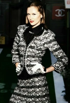 $6120 NUEVO Chanel TRAJE CHAQUETA + FALDA AZUL Blazer Abrigo Negro CC Botones Cadena 40 Foto 1 de 4