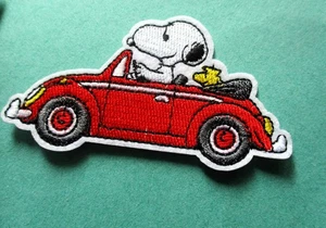 Snoopy In Red Convertible With Woodstock New Peanuts Embroidered Iron-On Patch - Picture 1 of 1