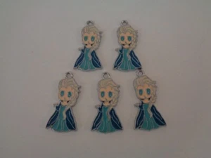 5 x Disney Frozen Elsa Charms HÖHE 1,25 ZOLL x 0,75 ZOLL NEU SCHMUCKHERSTELLUNG - Bild 1 von 1
