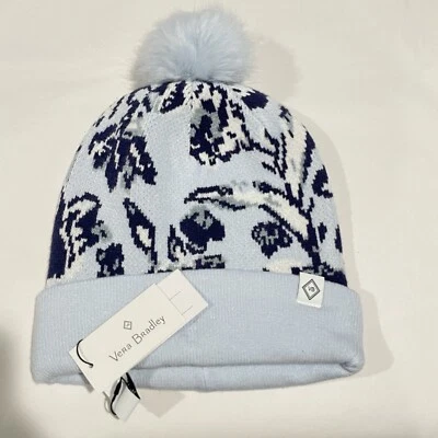 Nuevo Vera Bradley Suave Acogedor Tejido Sombrero Gorro Azul Claro Difuso Pom Pom Foto 1 de 3
