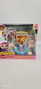 Mouse in the House Slice o Pie Pizzeria Playset Exclusive Regi Chef Figure. - Picture 1 of 11