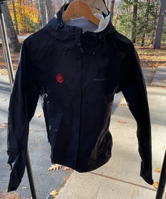 Patagonia H2NO Men's M Black Nylon Waterproof Rain Jacket Coat Barely Worn - Image 1 of 4