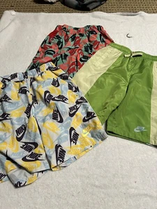 Nike Shorts Lot Youth Large Excellent ! - Picture 1 of 2