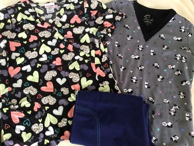 Lote de 3 2 Camisetas Exfoliantes Diseño Corazón/Pandas Pantalones Azul Marino con Costuras Verde Azulado XS y S Foto 1 de 4