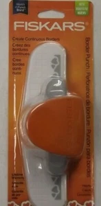 Fiskars 105650-1001 Border Punch Hearts - Picture 1 of 1