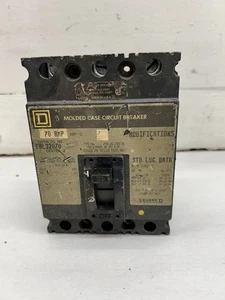 Disyuntor Square D FAL32070, 70 AMPERIOS, 3 POLOS, 240V - Imagen 1 de 11