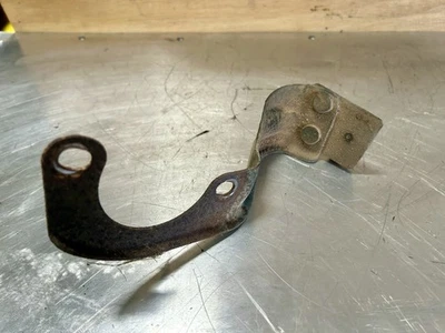 89-94 Nissan 240SX S13 OEM Escape To Downpipe Suporte Cabide Ka24de Dohc - Imagem 1 de 4