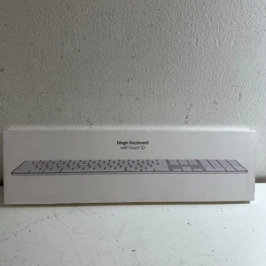 Apple A2520 MK2C3LL/A Wireless Bluetooth Magic And Numeric Keypad with Touch ID - Picture 1 of 4