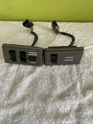 Interruptor de ventana Nissan Pickup/Pathfinder L/R 1986-1989 OEM Foto 1 de 4