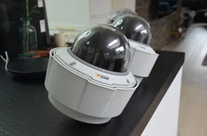 AXIS Q6055-E 50Hz PTZ Dome IP Network Camera 0909-002 in đź’ŽExcellent conditionđź’Ž - Afbeelding 1 van 7