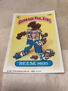 1986 GPK Garbage Pail Kids Series 4 #149a Reese Pieces - Imagen 1 de 2