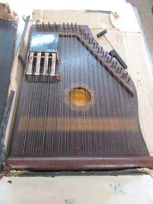 ANTIQUE PIANOETTE FROM 1915 -1917 SAMUEL OSBORN  &  Sheet MUSIC - Image 1 of 4