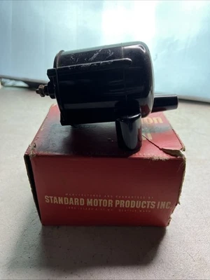 Ignition Coil  Standard Motor Products  USA Made Vintage Car Part - Image 1 of 4